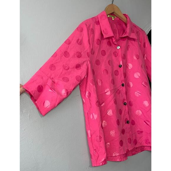 Trisha Tyler Size Petite Large Pink Polka Dot Button Up Top Dopamine Barbiecore - Picture 2 of 10